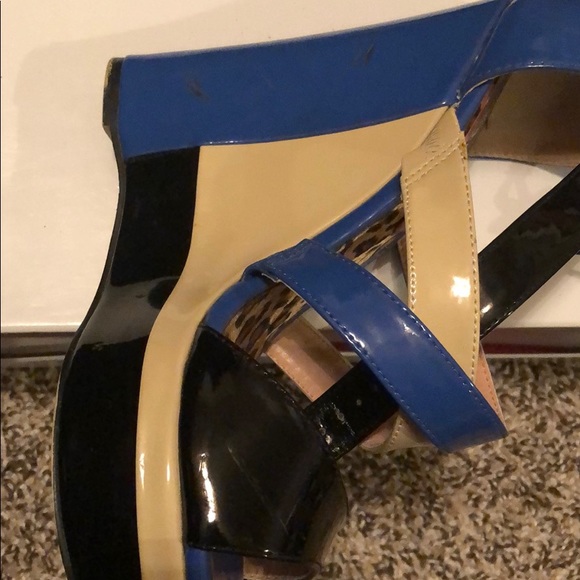 Fredricks of Hollywood blue and black shoes - Picture 8 of 8